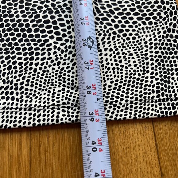 J. McLaughlin Size XL Black & White Animal Print 3/4 Sleeve Bodycon Shift Dress - Picture 8 of 16